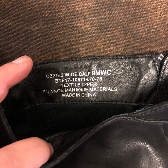 Black tall wide calf boots - Picture 4 of 4